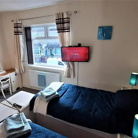 Grimsby-Cleethorpes Sleeps 7 Villa Exterior photo